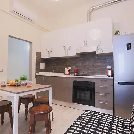 Stazione Rivadarno Apartamento *