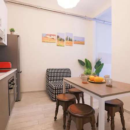 Stazione Rivadarno Apartamento *